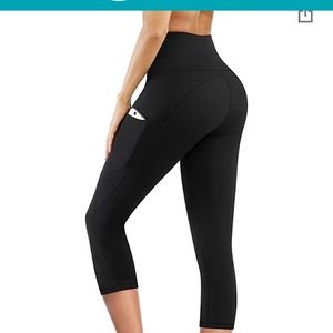 NEW*PHISOCKAT~ High Waist Yoga Pants with Pockets!
